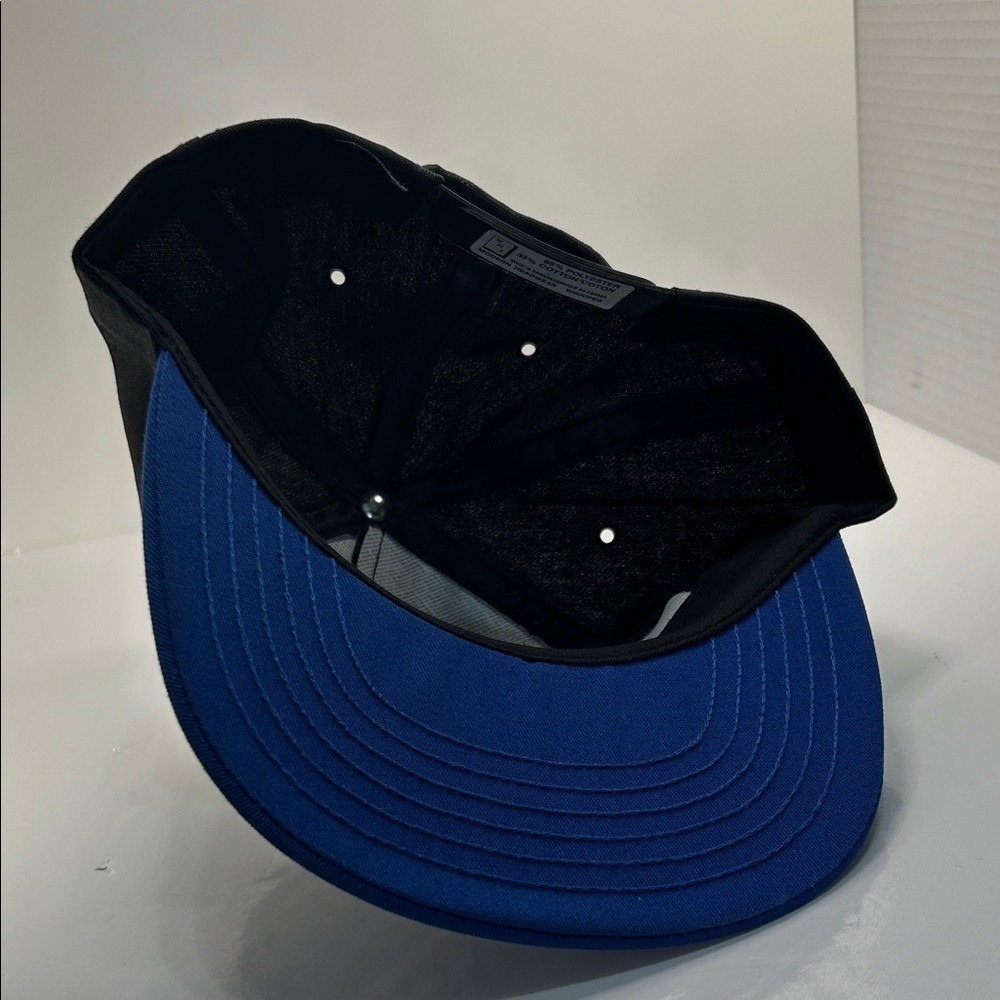 VTG Akita Truckers Hat Black and Blue Cap Oilfield - Picture 3 of 10